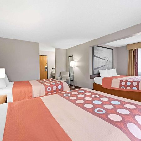 Super 8 By Wyndham Waverly Luaran gambar