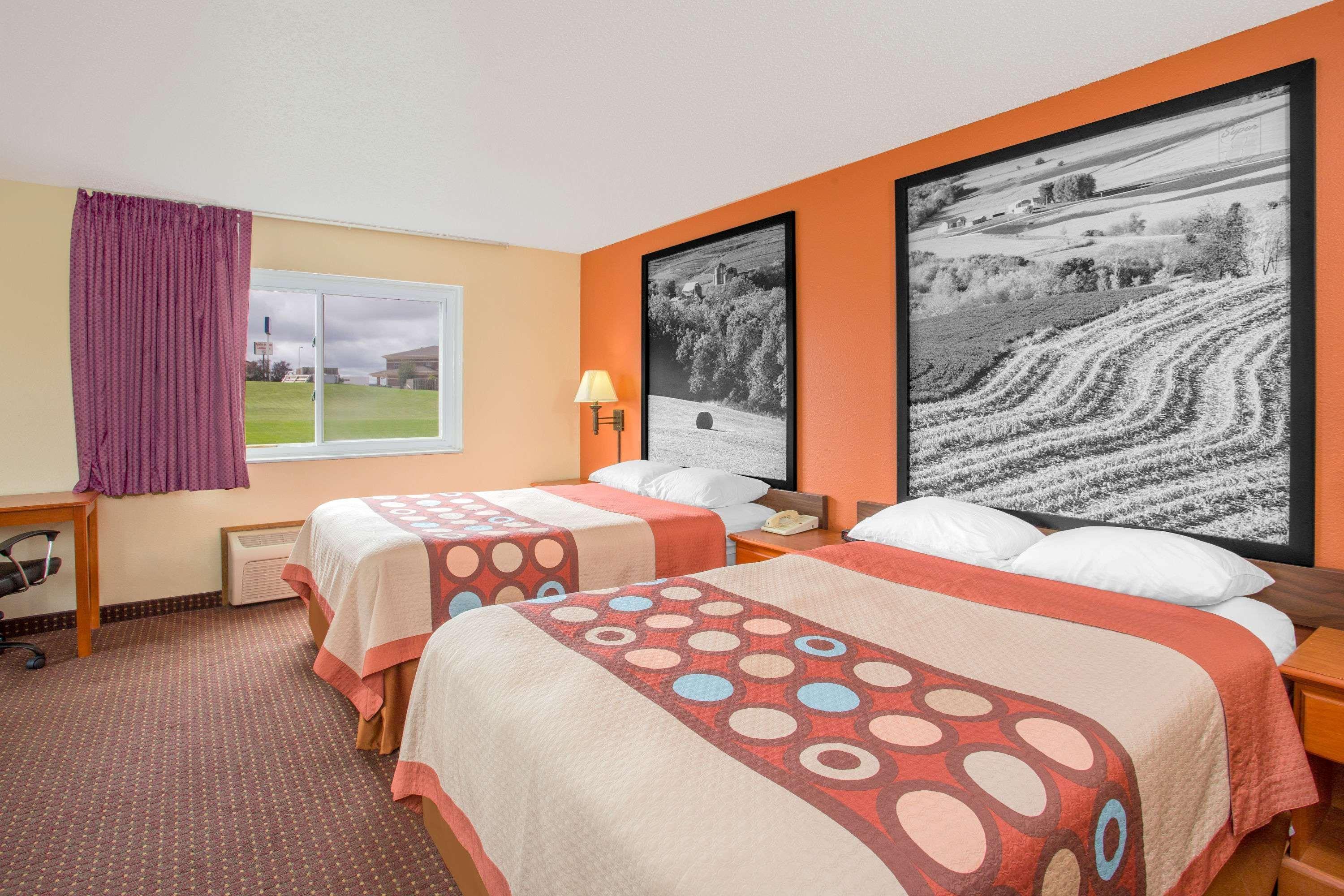 Super 8 By Wyndham Waverly Luaran gambar