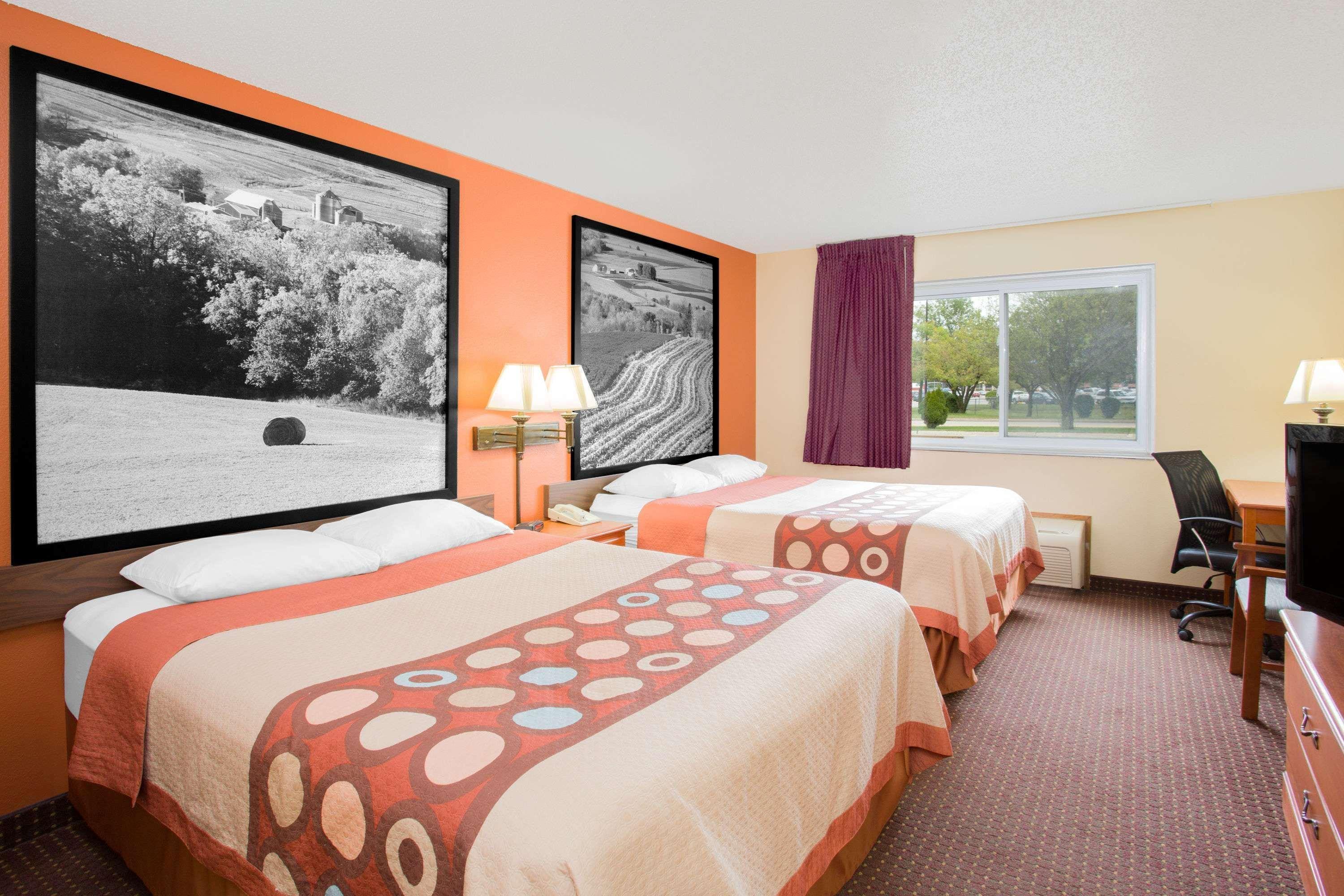 Super 8 By Wyndham Waverly Luaran gambar