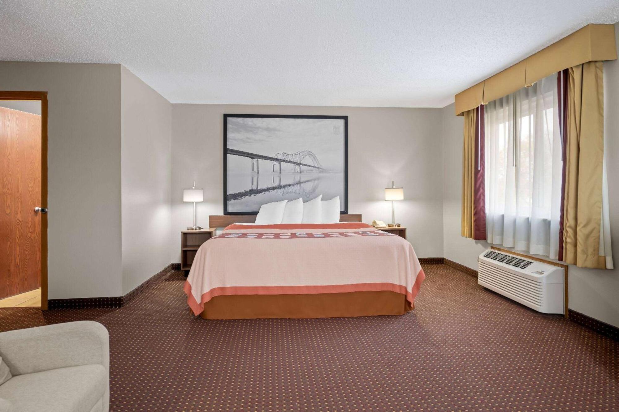 Super 8 By Wyndham Waverly Luaran gambar